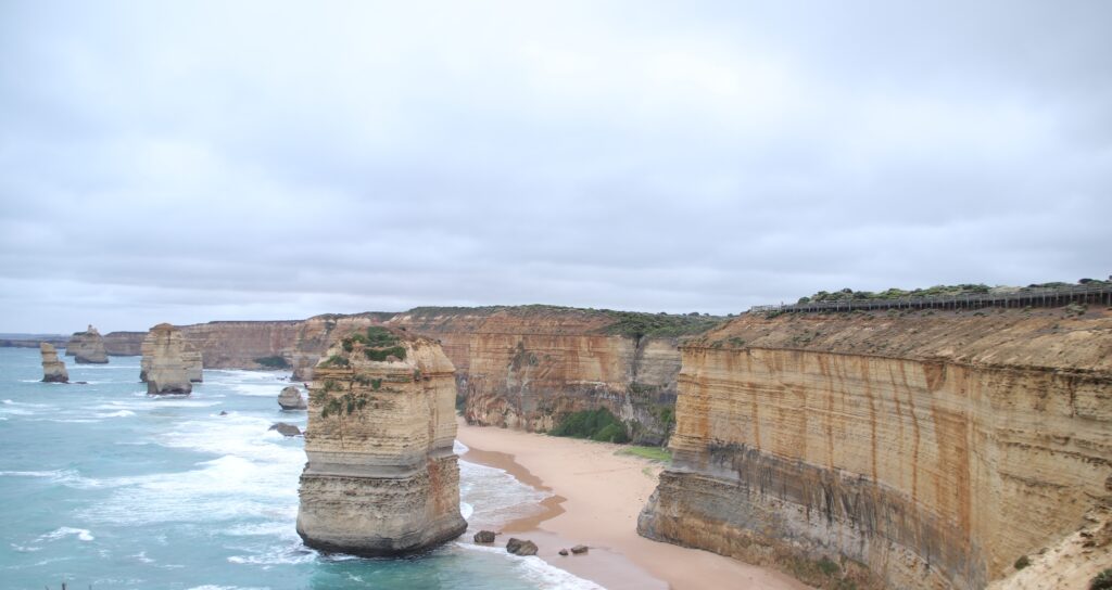 இயேசுவின் சீடர்கள் அவுஸ்திரேலியாவில் (12 Apostles) 